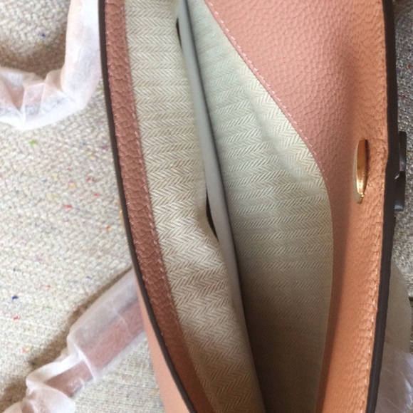 Tory Burch McGraw Crossbody without tags - Picture 3 of 10